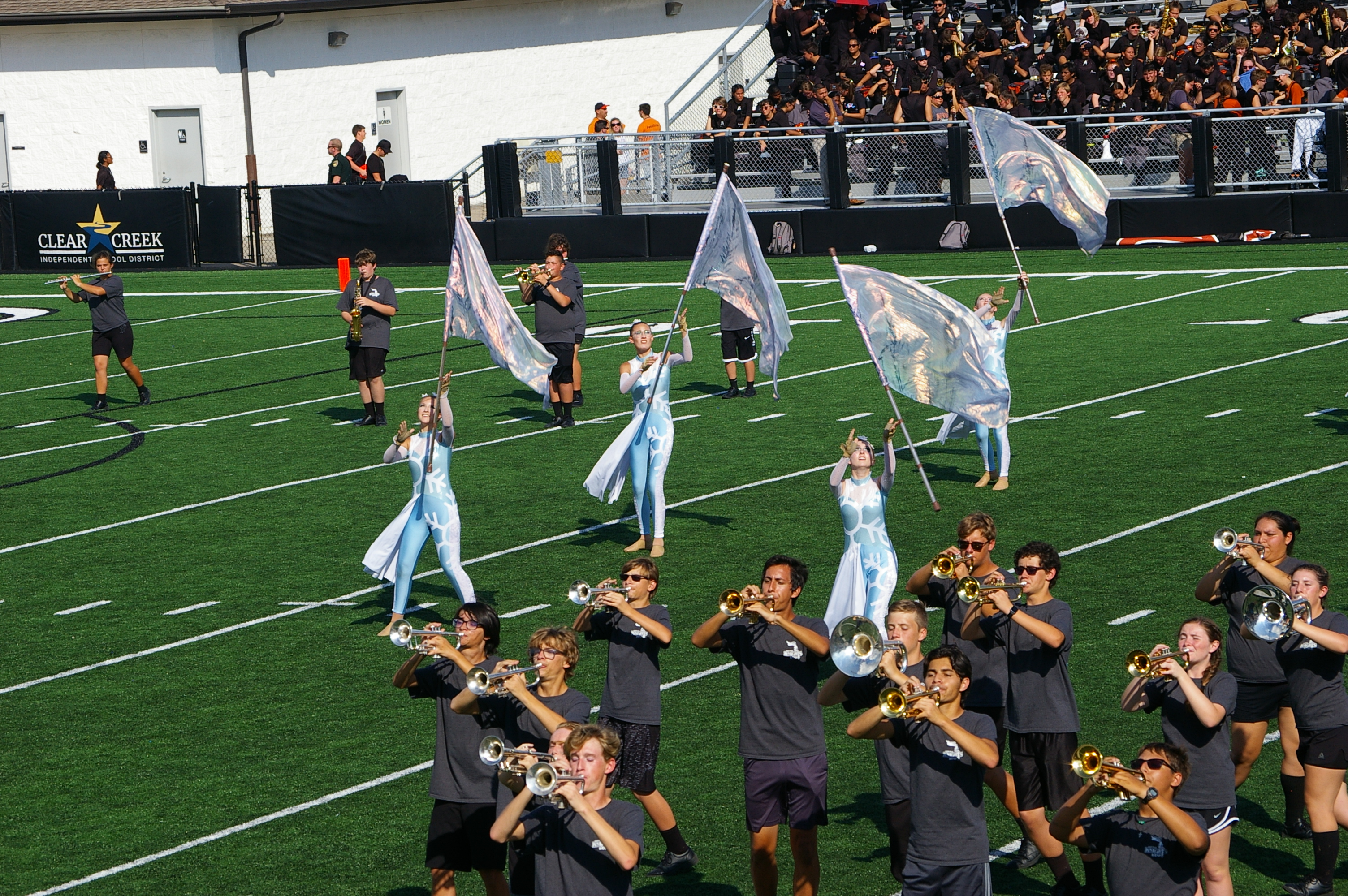 SG1S3171 Clear Falls Knights Band